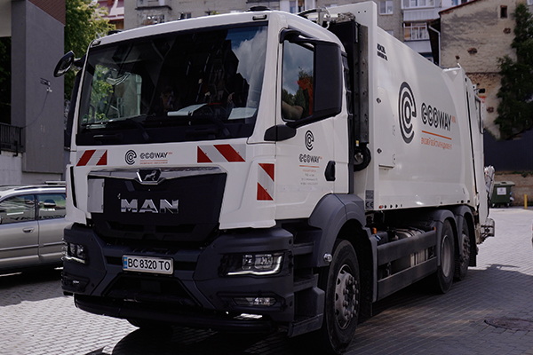 Автомобіль MAN